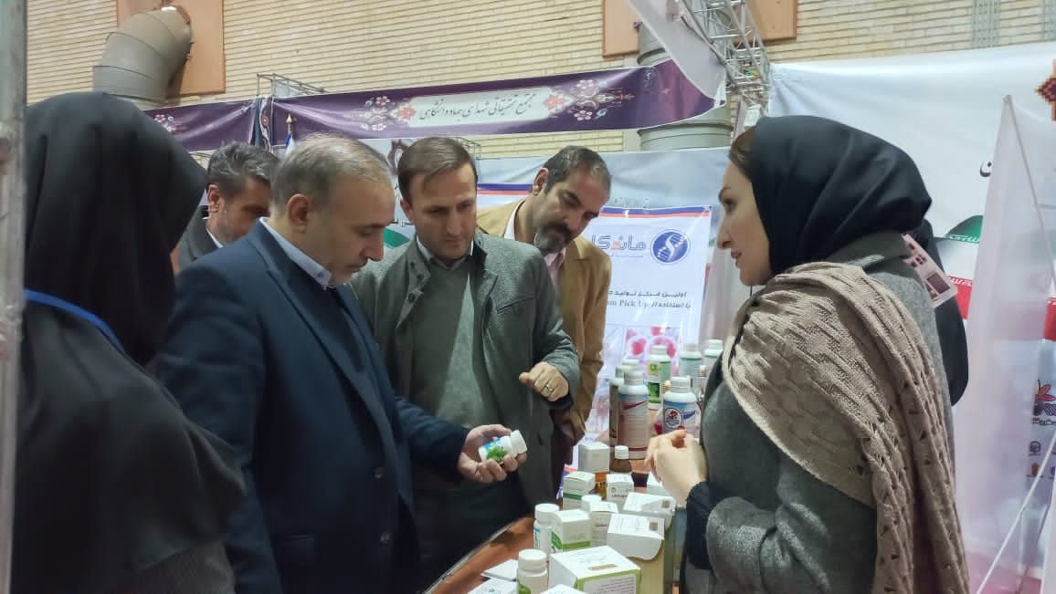 /Uploads/News/حضور پژوهشکده گیاهان دارویی جهاددانشگاهی در نمایشگاه هفته پژوهش استان البرز